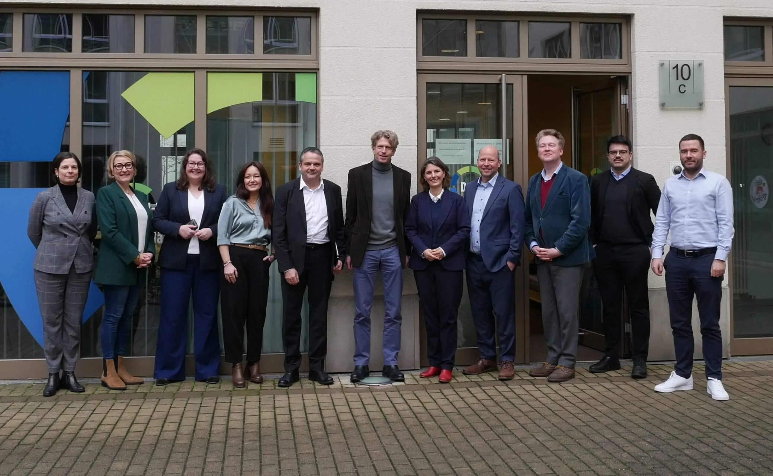 Gruppenfoto der Teilnehmenden der DsiN-Beiratssitzung.